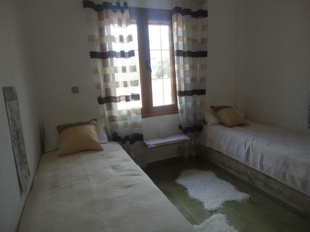 Papadiokampos Maissonete Villa *
