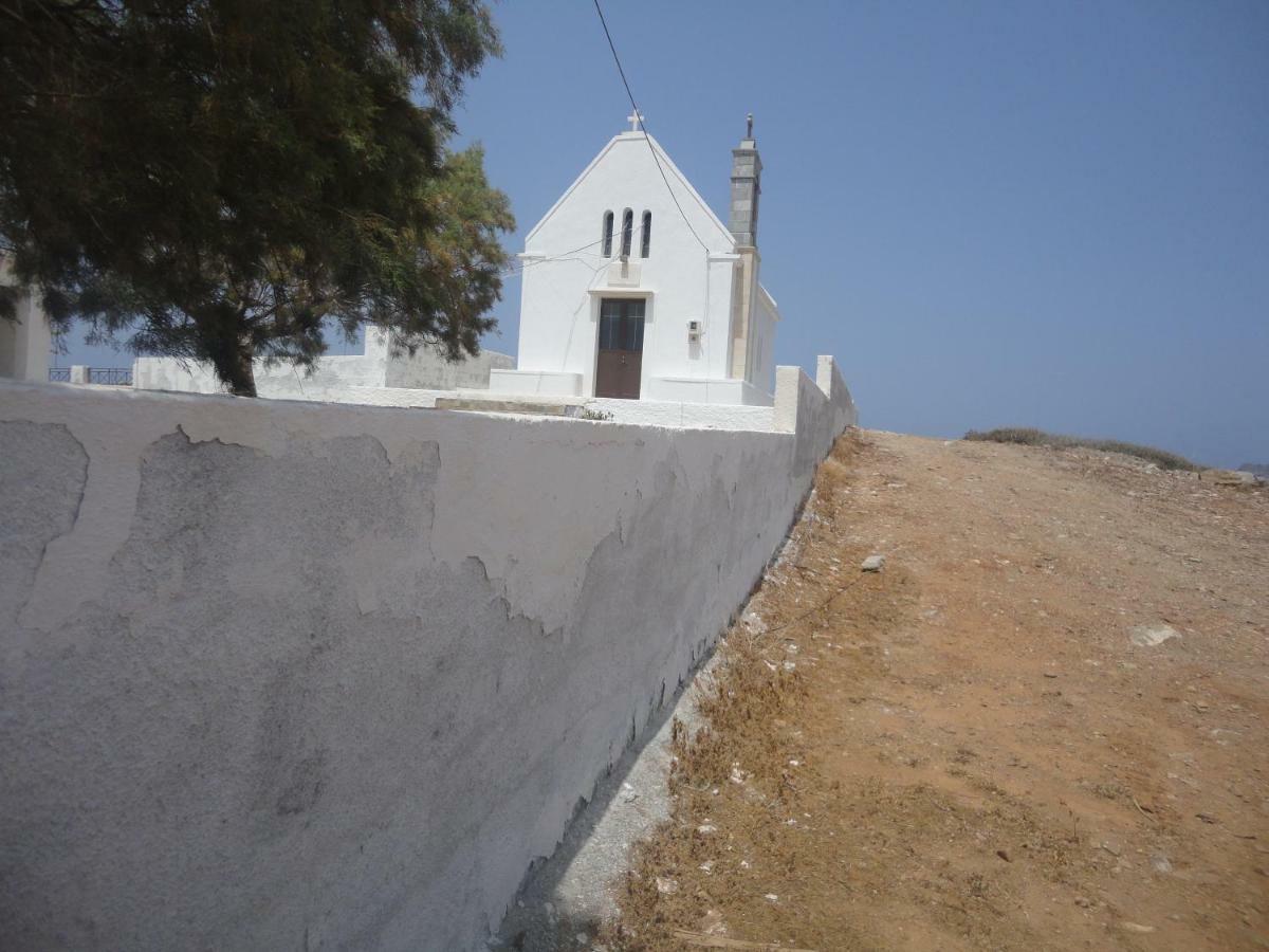 Papadiokampos Maissonete Villa Roussa Limni