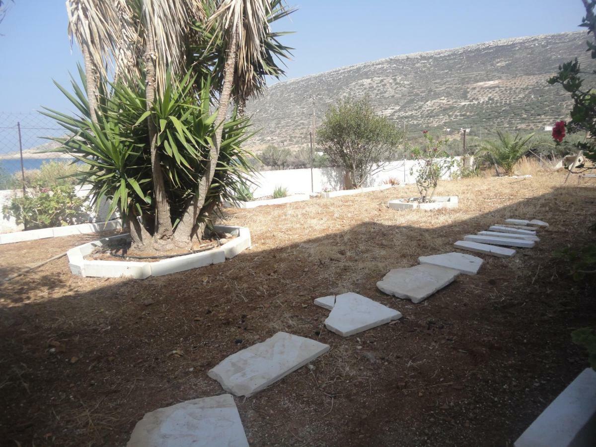 Papadiokampos Maissonete Villa Roussa Limni