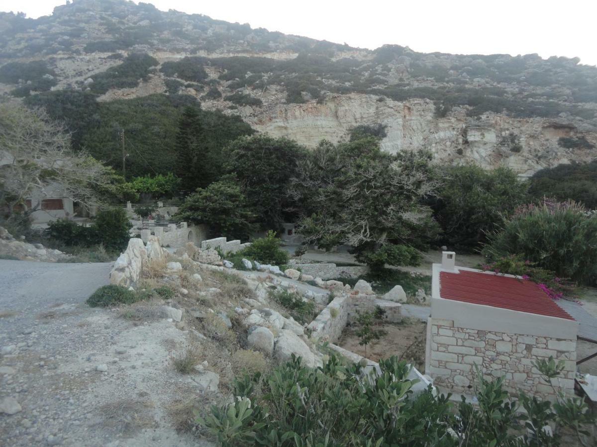Papadiokampos Maissonete Villa *